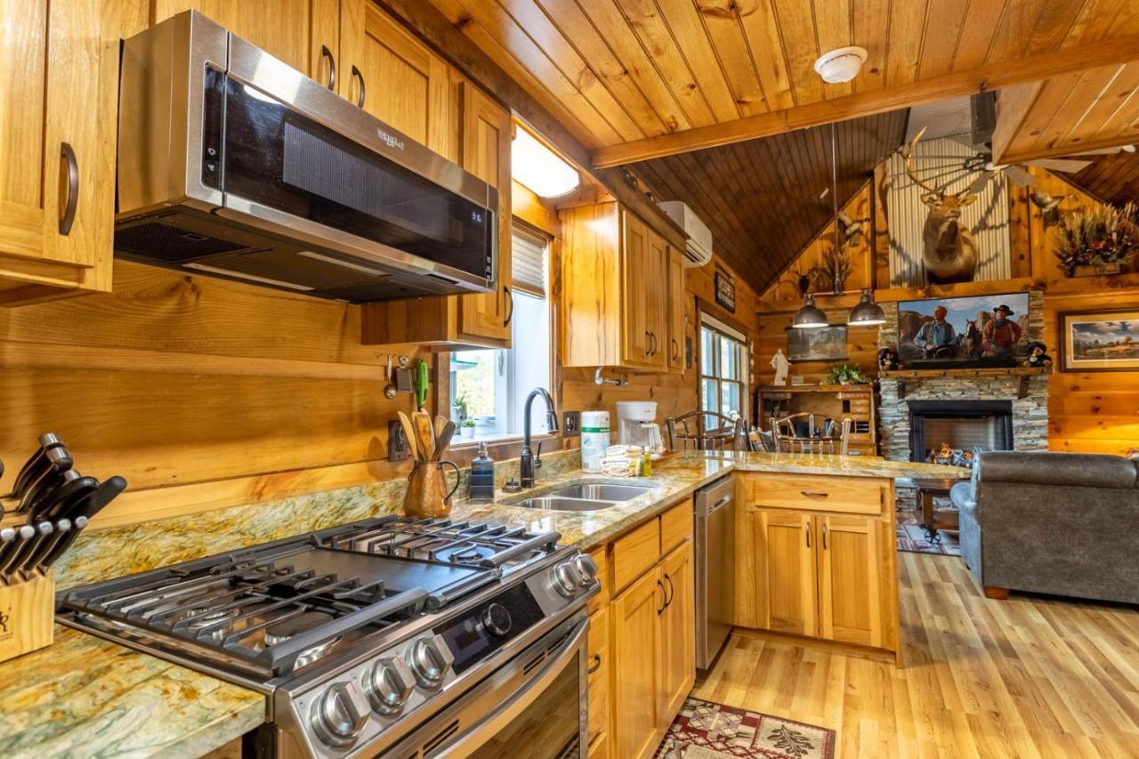 Villa Red Fox Den à Linville Falls Extérieur photo