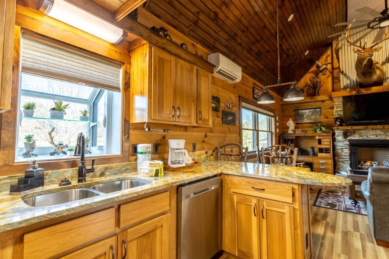 Villa Red Fox Den à Linville Falls Extérieur photo